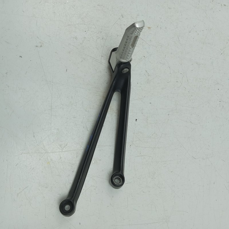 Platine avec repose pied arrière droit  Bmw 1000 s rr 2013 - Cassetom - Nos pieces motos