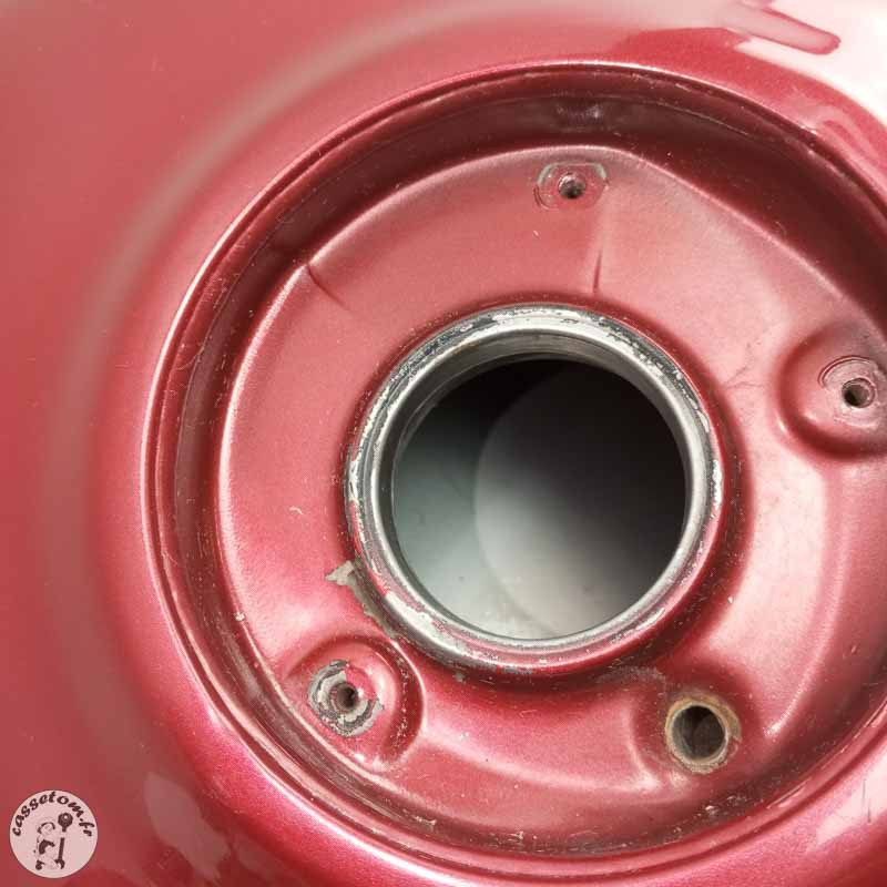 Réservoir d'essence Honda 900 cbr rr SC29 1995 - Cassetom - Nos pieces motos