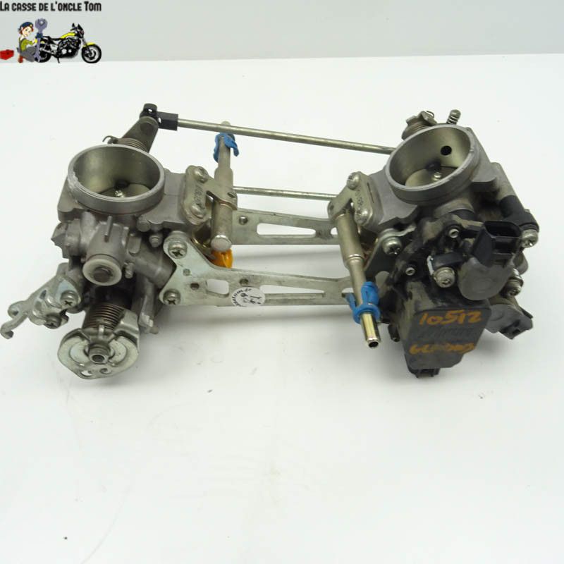 Rampe d'injection Suzuki 650  Gladius SVF 2009 - CTM-10512-027