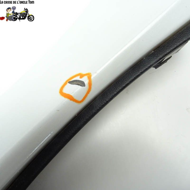 Carénage latéral droit  Suzuki 650  Gladius SVF 2009 - CTM-10512-030