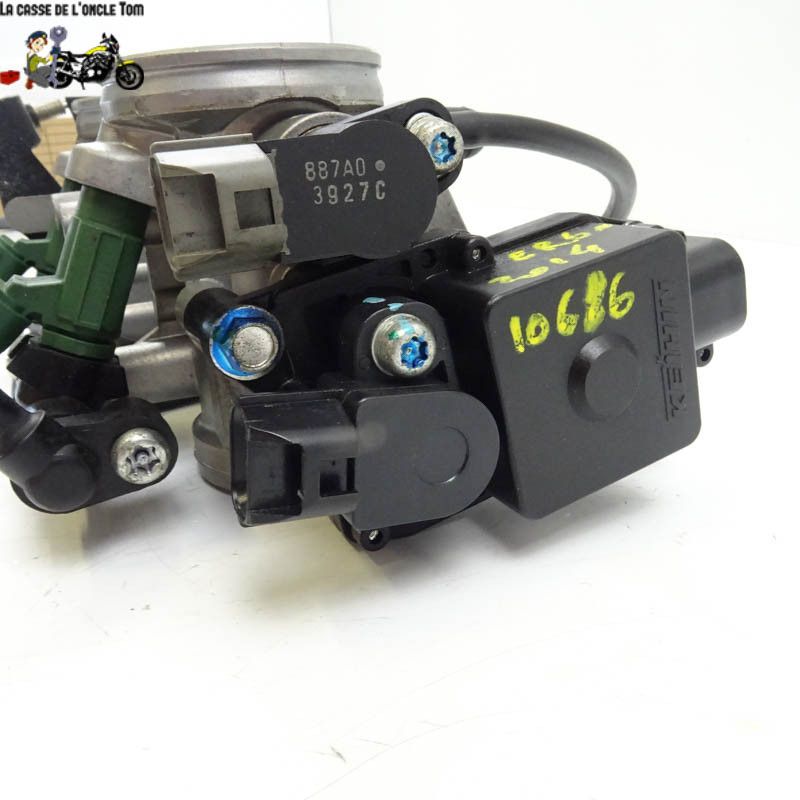 Rampe d'injection Kawasaki 650 ER6N 2014 - CTM-10686-009