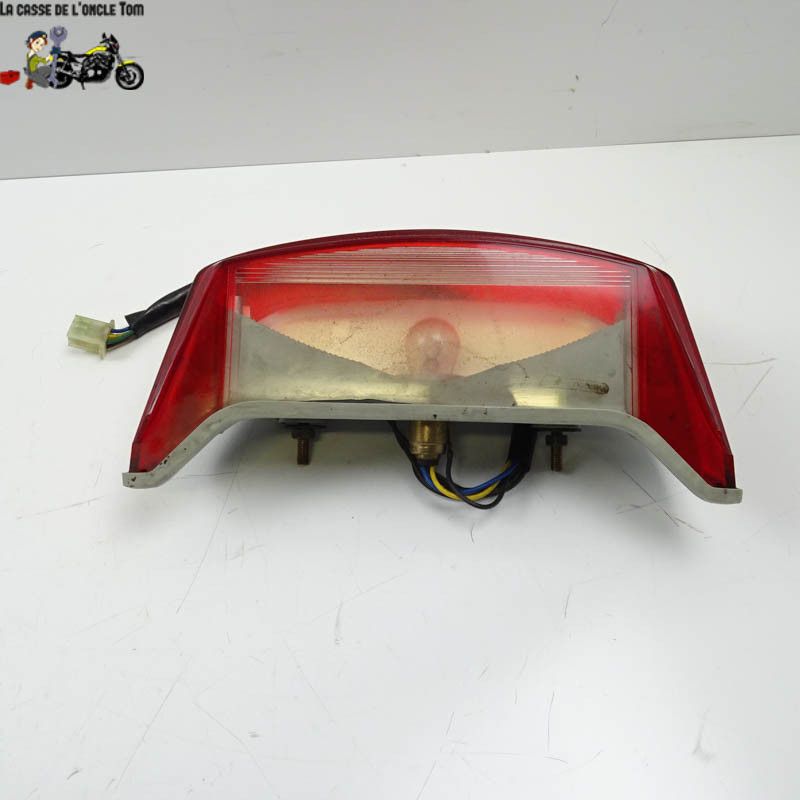Feu arrière Yamaha 600 xj6n 1998 - Cassetom - Nos pièces motos Feu arrière Yamaha 600 xj6n 1998 - Cassetom - Nos pièces motos