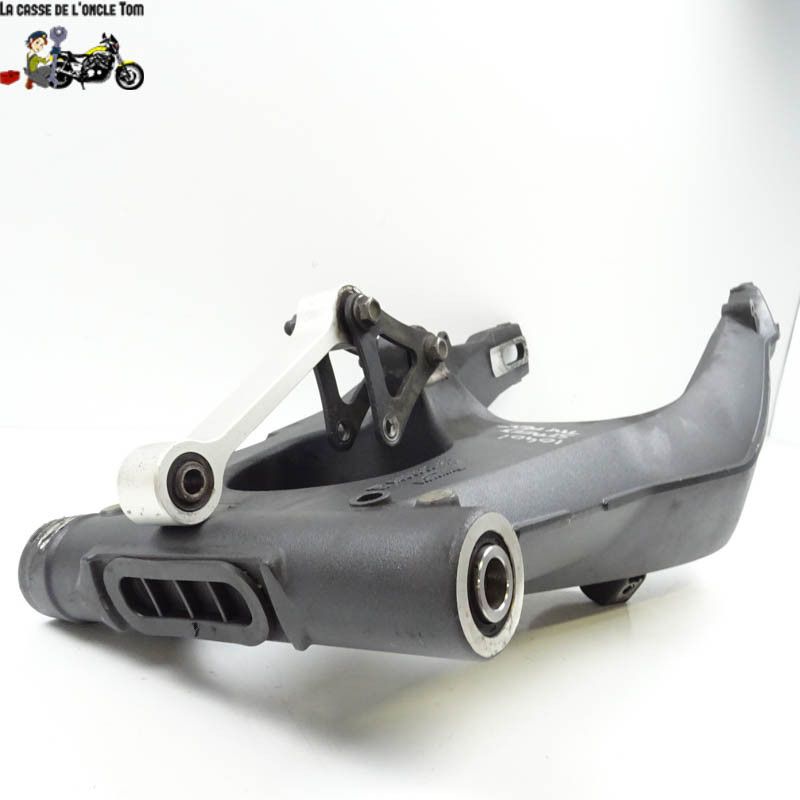 Bras oscillant  Triumph 675 street triple  2013 - CTM-10401-001