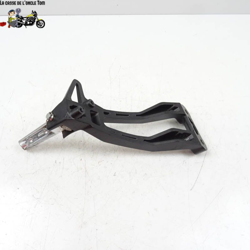 Platine +  repose pied arrière gauche  Yamaha 900 mt-09 Tracer 2016 - CTM-10951-026