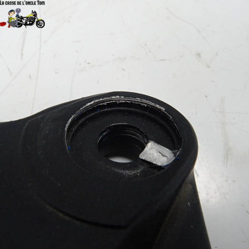 Platine Avant Droit Suzuki 1000 GSXR 2019 - CTM-10719-23