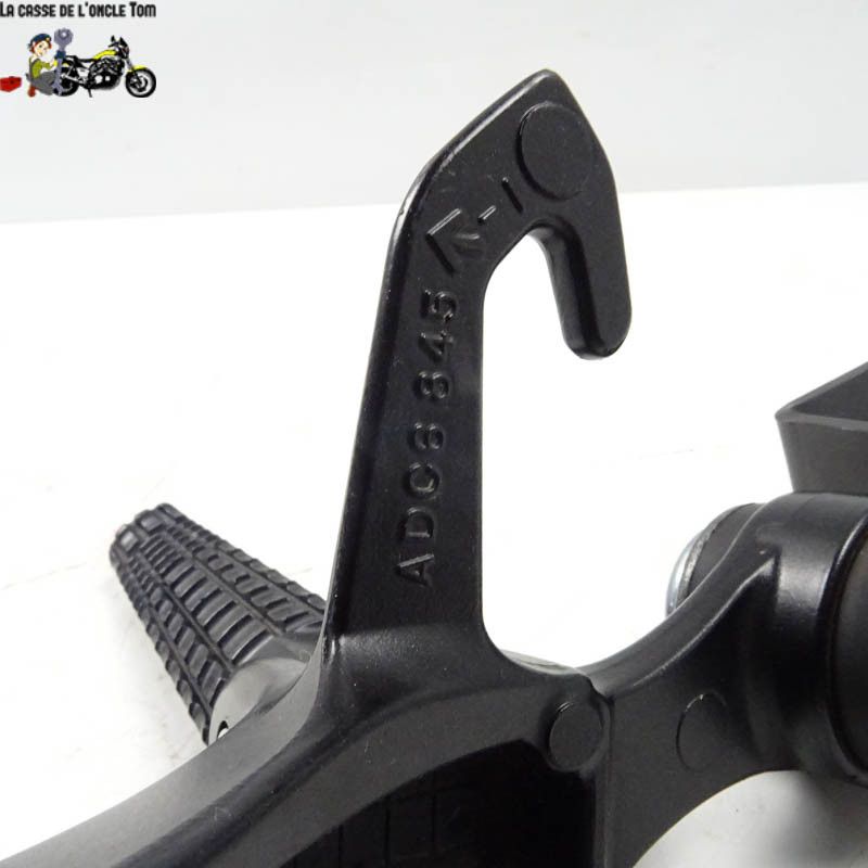 Platine Arrière Droit Suzuki 1000 GSXR 2019 - CTM-10719-29