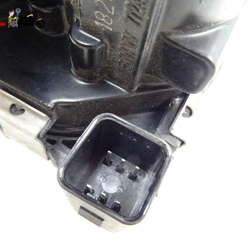 Boitier papillon gauche BMW 1200 GS 2015 - CTM-11151-026