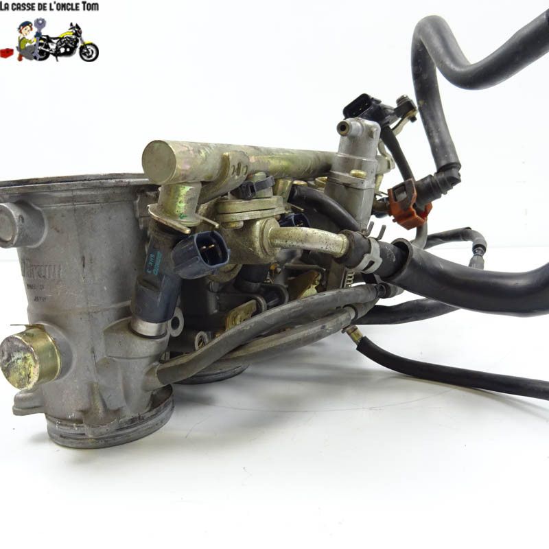 Rampe d'injection Yamaha 1000 R1 Yzf 2006 - CTM-10990-35