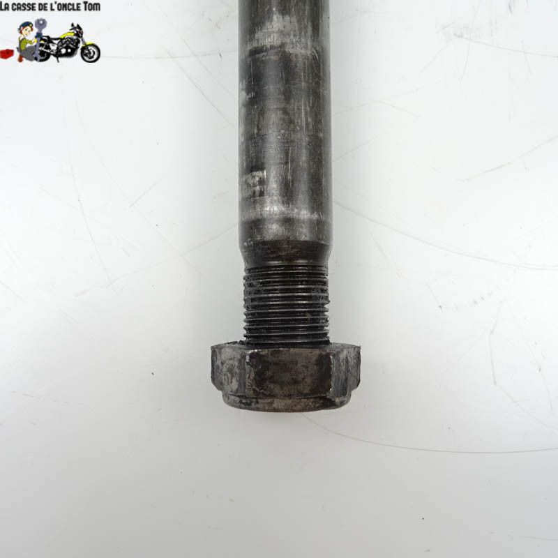 Axe de roue arrière Yamaha 600 Fazer 1999 - CTM-9742-029