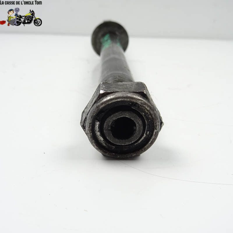 Axe de roue arrière Yamaha 600 Fazer 1999 - CTM-9742-029