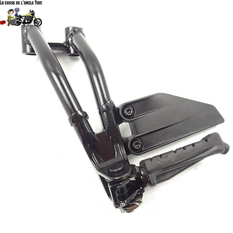 Platine + repose pied arrière gauche  KTM 390 duke 2018 - CTM-10335-027