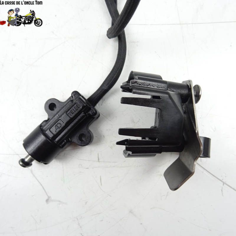 Contacteur de béquille + protection Triumph 765 street triple 2017 - CTM-11289-068