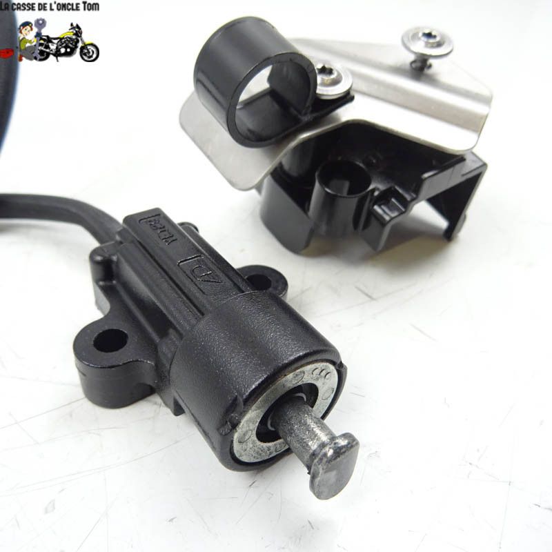 Contacteur de béquille + protection Triumph 765 street triple 2017 - CTM-11289-068