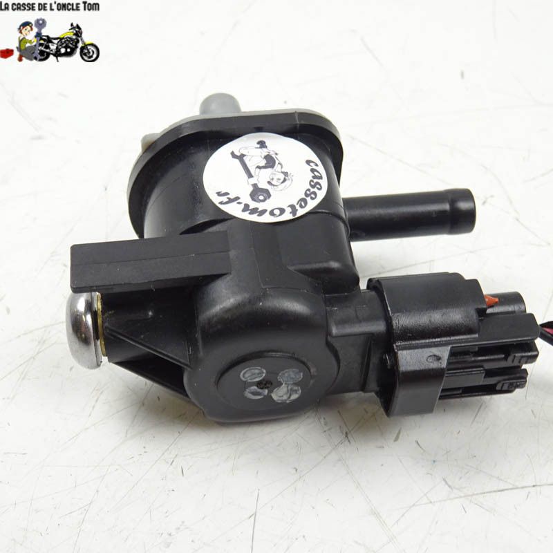 Vanne de purge Triumph 765 street triple 2017 - CTM-11289-073