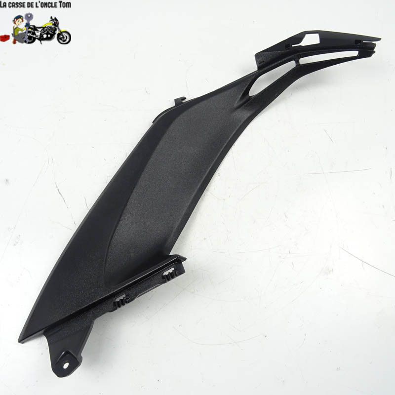 Cache latéral droit sous réservoir Kawasaki 800 z800 2015 - CTM-11113-002