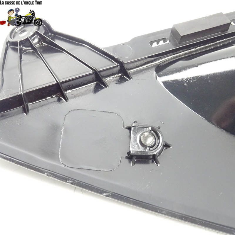 Cache latéral droit sous réservoir Kawasaki 800 z800 2015 - CTM-11113-002