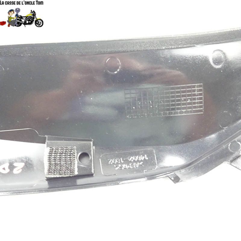 Cache latéral droit sous réservoir Kawasaki 800 z800 2015 - CTM-11113-002