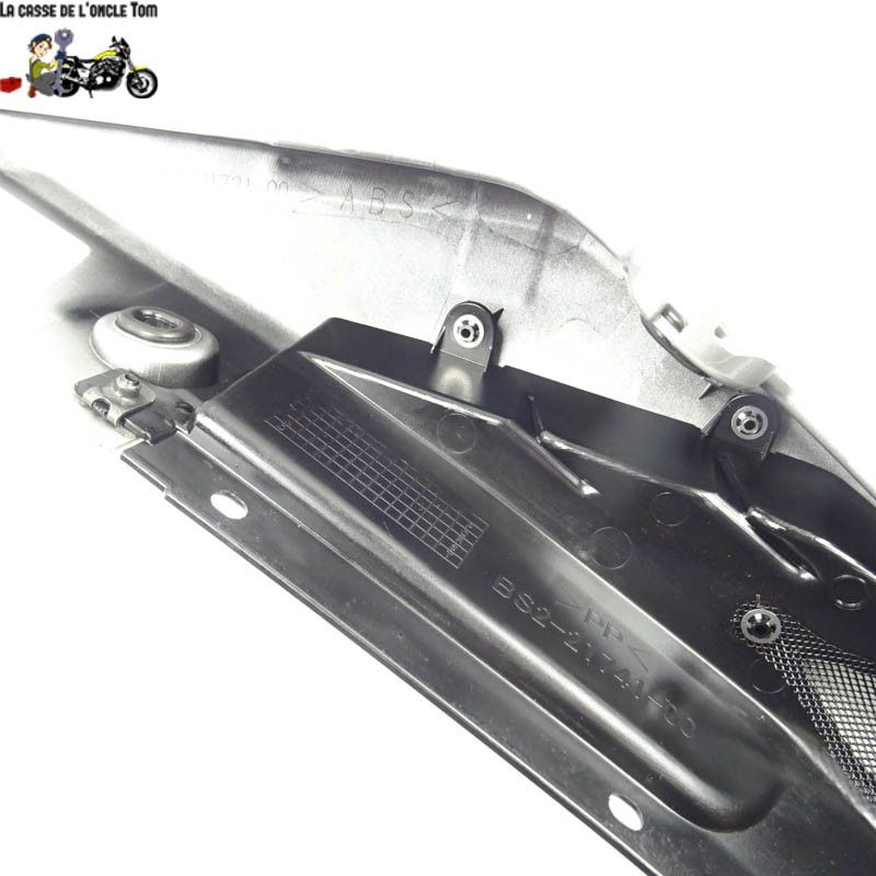 Demi coque arrière droite  Yamaha 900 MT09 2020 - CTM-11279-002