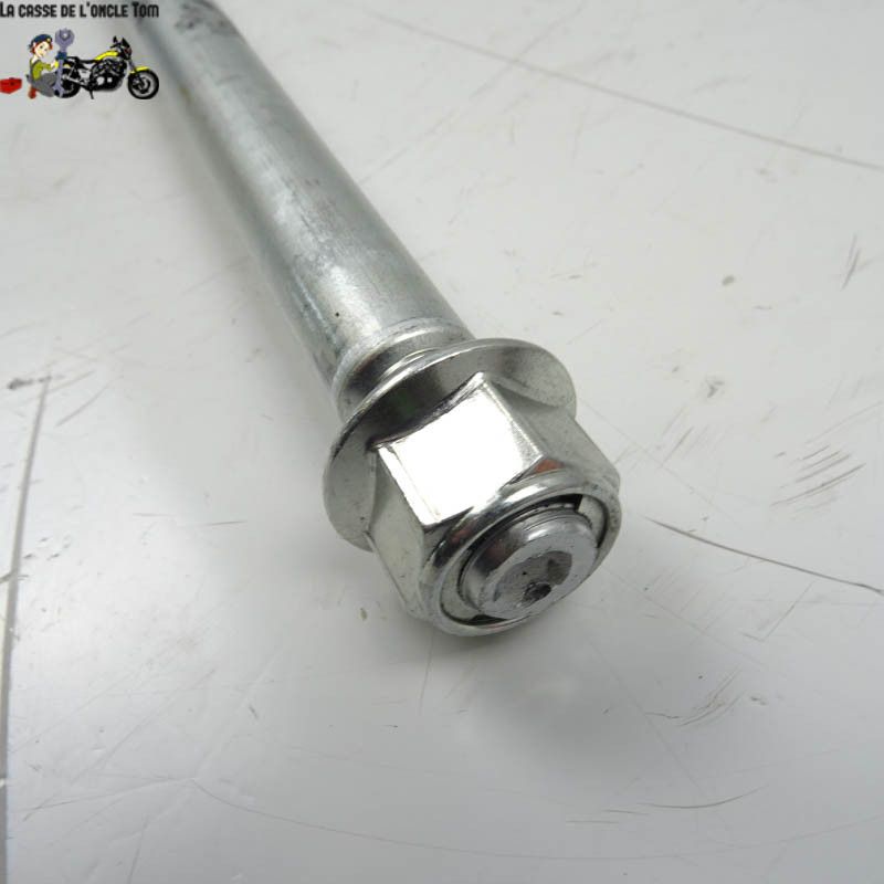 Axe de bras oscillant Yamaha 900 MT09 2020 - CTM-11279-030