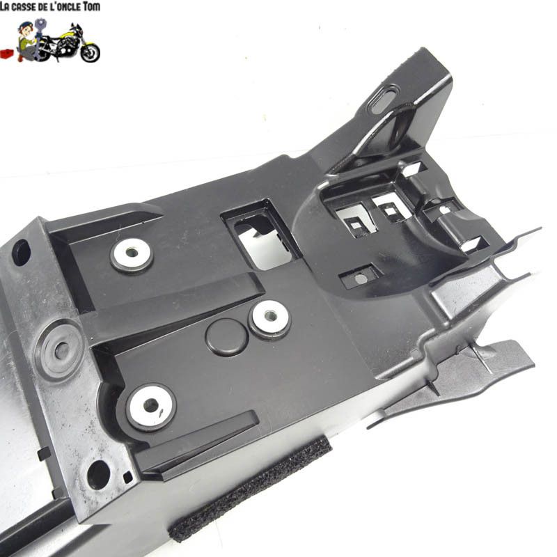 Passage de roue Yamaha 900 MT09 2020 - CTM-11279-044