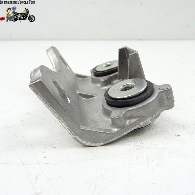 Fixation réservoir essence/selle Yamaha 900 MT09 2020 - CTM-11279-072