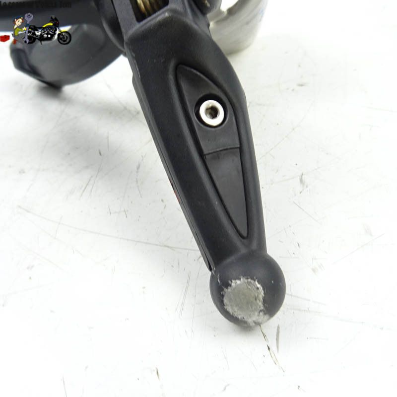 Reposes pieds avant droit + platine Benelli 899 TNT S 2008 - CTM-BENELLI-001