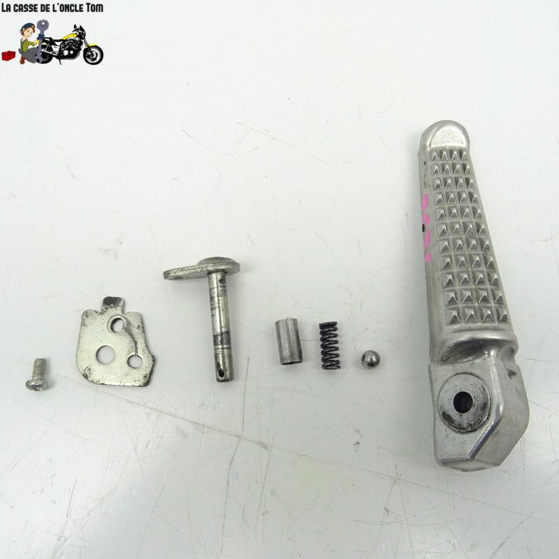 Repose pied arrière droit Honda 600 cbf hornet 2008 - CTM-9631-020