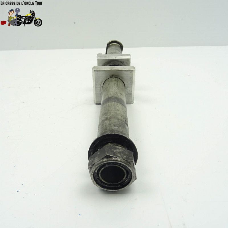 Axe de roue arrière Yamaha 1000 FZ1 2006 - CTM-9358-042