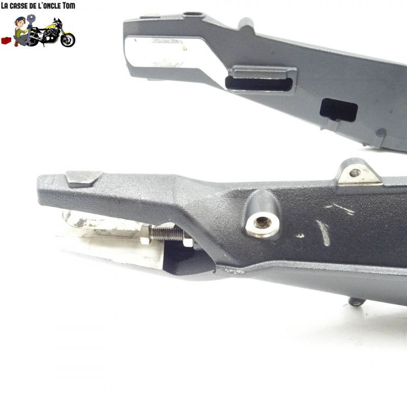 Bras oscillant Triumph 675 street triple 2015 - CTM-11189-001