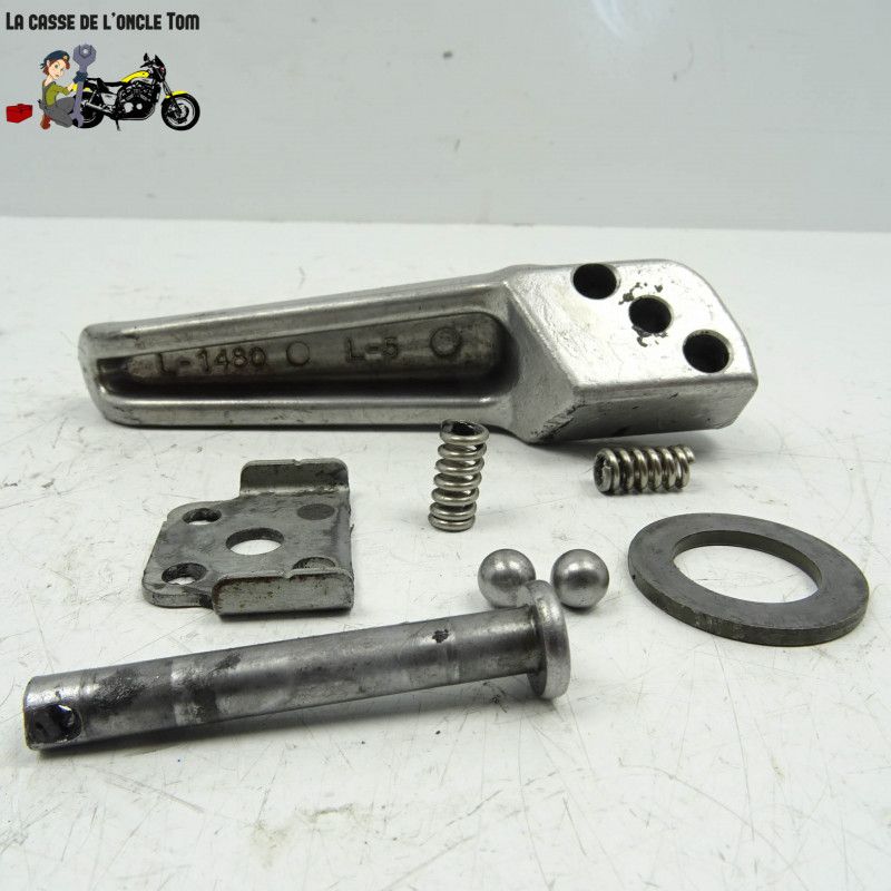 Repose pied arrière gauche Kawasaki 750 Z750 2005 - CTM-8047-028