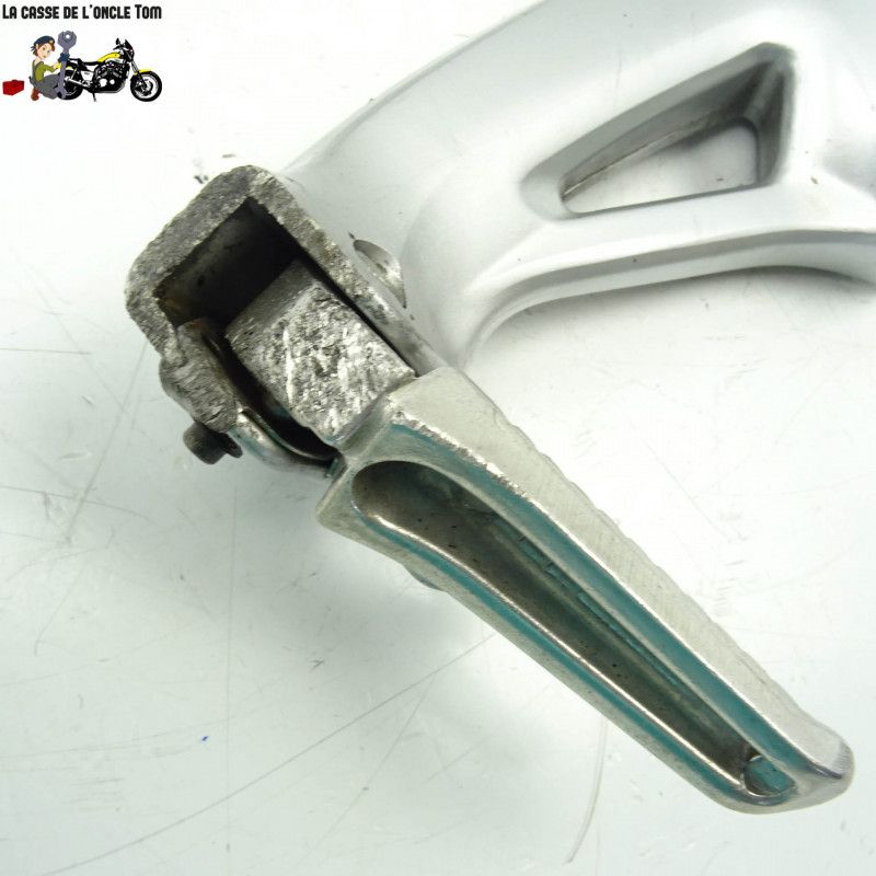 Repose pied arrière gauche + platine Suzuki 650 SV-S 2002 - CTM-7504-14