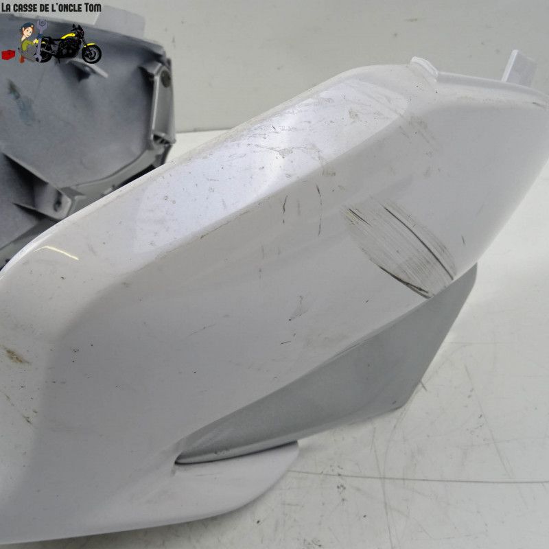 Carénage d'entourage de phare Suzuki 250 Inazuma 2012 - CTM-8561-071