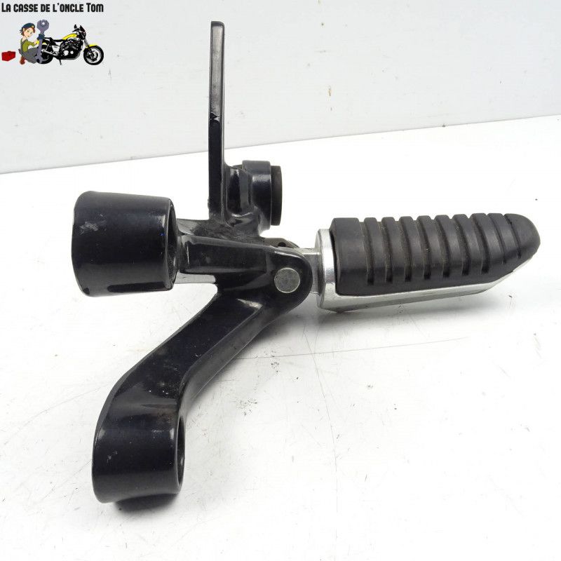 Platine arrière gauche + repose pied Suzuki 250 Inazuma 2012 - CTM-8561-043