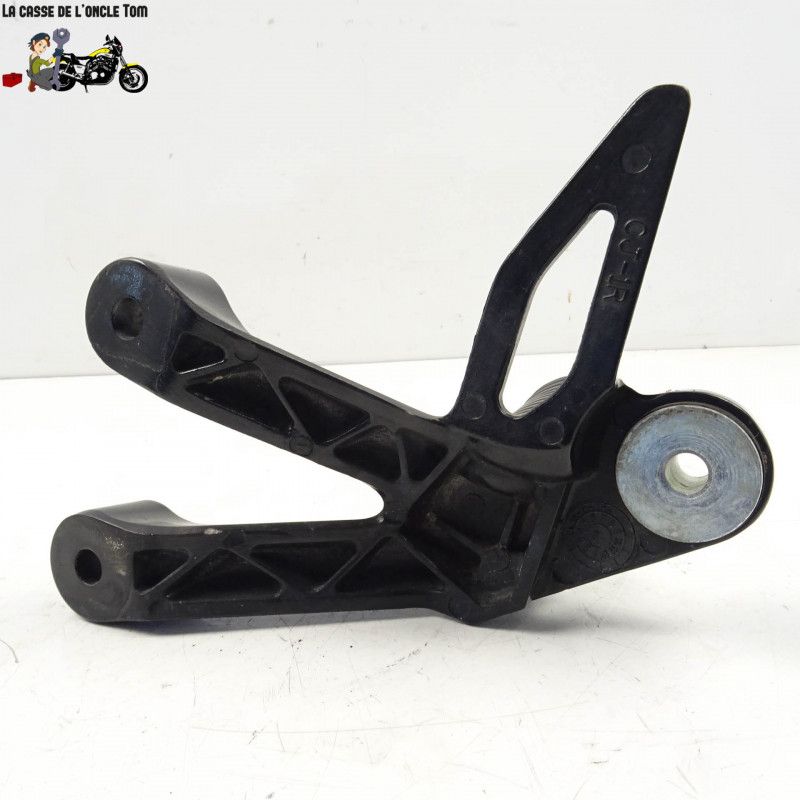 Platine arrière droit + repose pieds Suzuki 250 Inazuma 2012 - CTM-8561-021