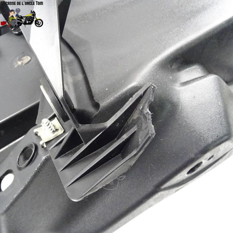 Garde boue arrière Suzuki 250 Inazuma 2012 - CTM-8561-010