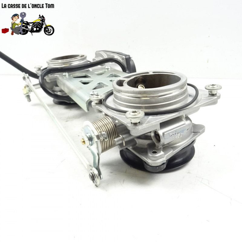 Rampe d'injection Ducati 939 super sport 2017 - CTM-11259-006