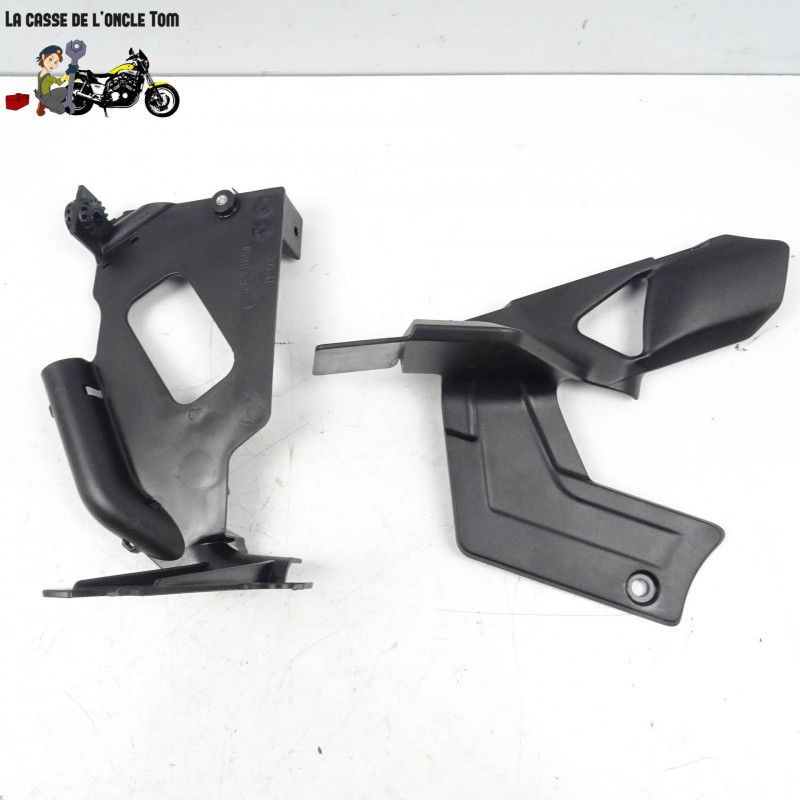Plastiques inférieur  gauche Ducati 939 super sport 2017 - CTM-11259-053