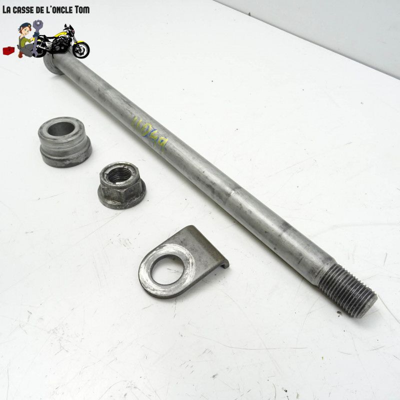Axe de roue arrière  Honda 500 cb 2003 - CTM-11049-069