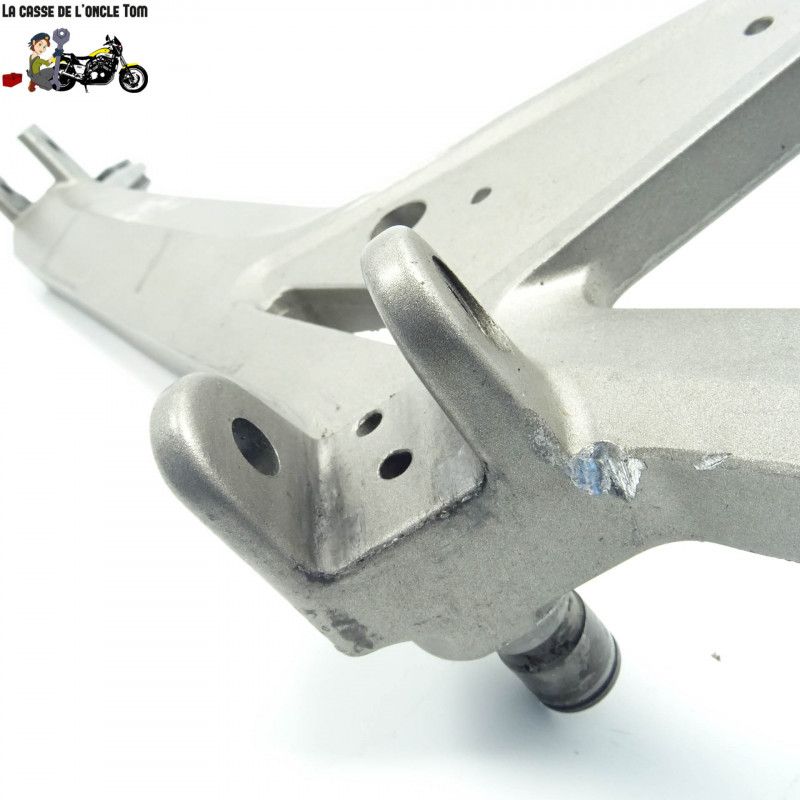 Platine droit Honda 600 CB 600 F hornet 2000 - CTM-11495-016