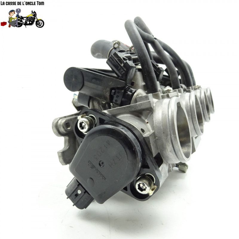 Rampe d'injection Honda 650 CB650F 2015 - CTM-9553-008