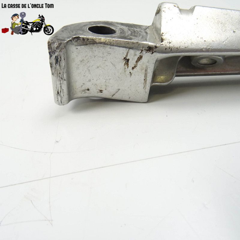 Repose pied arrière gauche Yamaha 1000 FZ1 2008 - CTM-9965-058