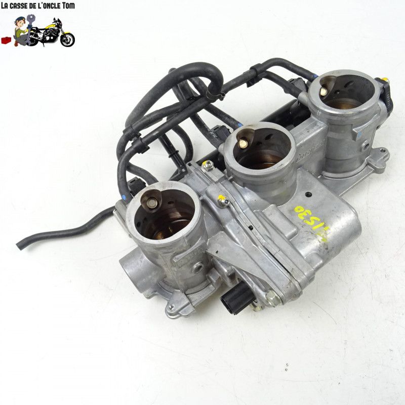 Rampe d'injection  Triumph 765 Street triple RS 2019 - CTM-11530-037