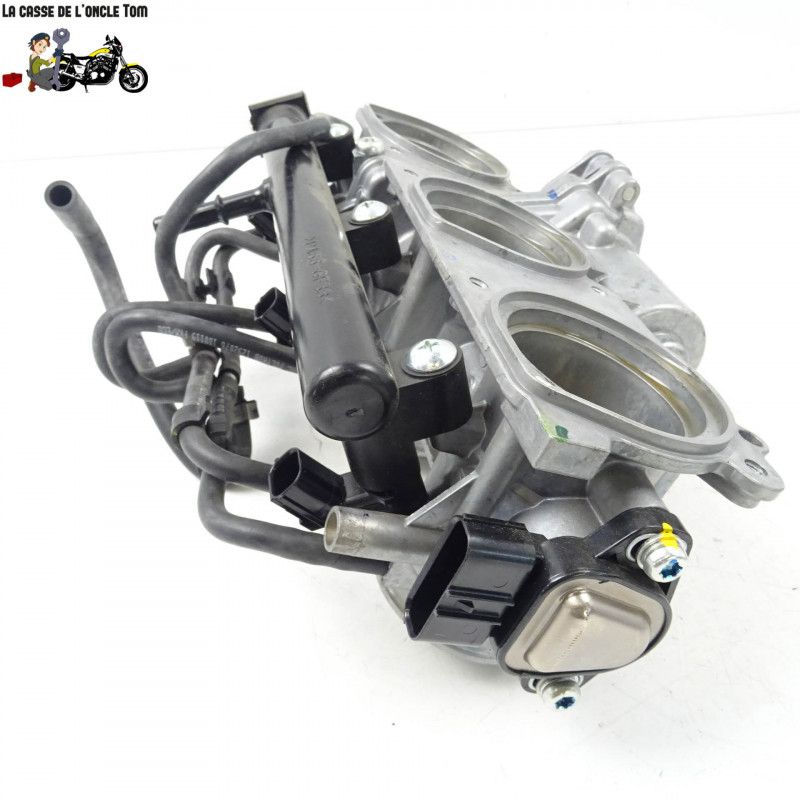 Rampe d'injection  Triumph 765 Street triple RS 2019 - CTM-11530-037