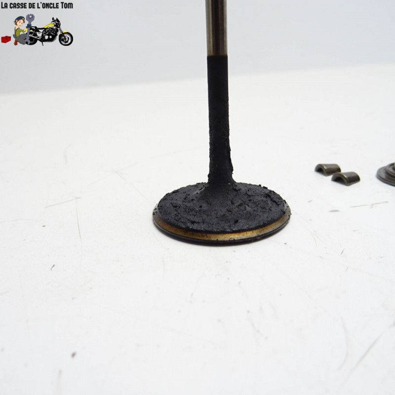 Soupape admission  Triumph 765 Street triple RS 2019 - CTM-11530-122