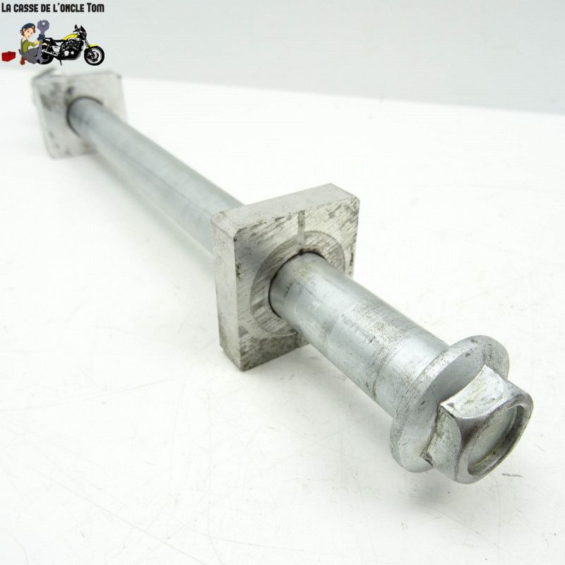 Axe de roue arrière Kawasaki 650 er-6 2015 - CTM-11235-049