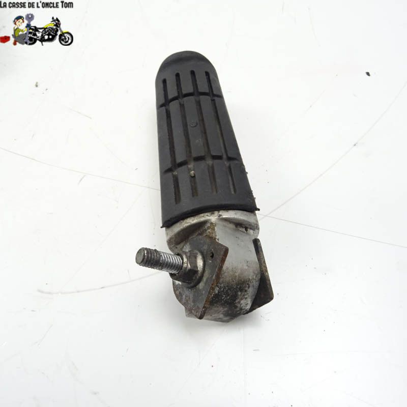 Repose pieds arrière droit Yamaha  600 fazer 2001 - CTM-9634-013
