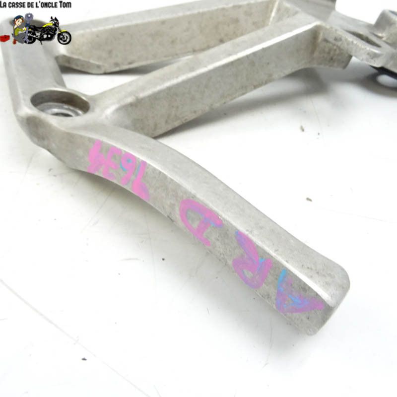 Platine arrière droit Yamaha  600 fazer 2001 - CTM-9634-014