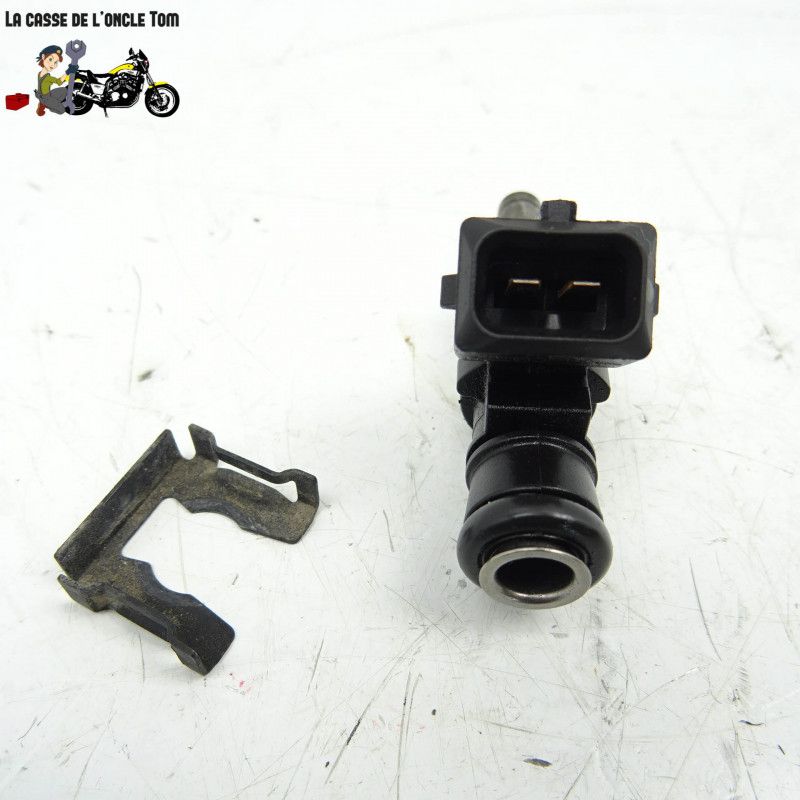 Injecteur BMW 800 F800gs 2011 - CTM-10850-032