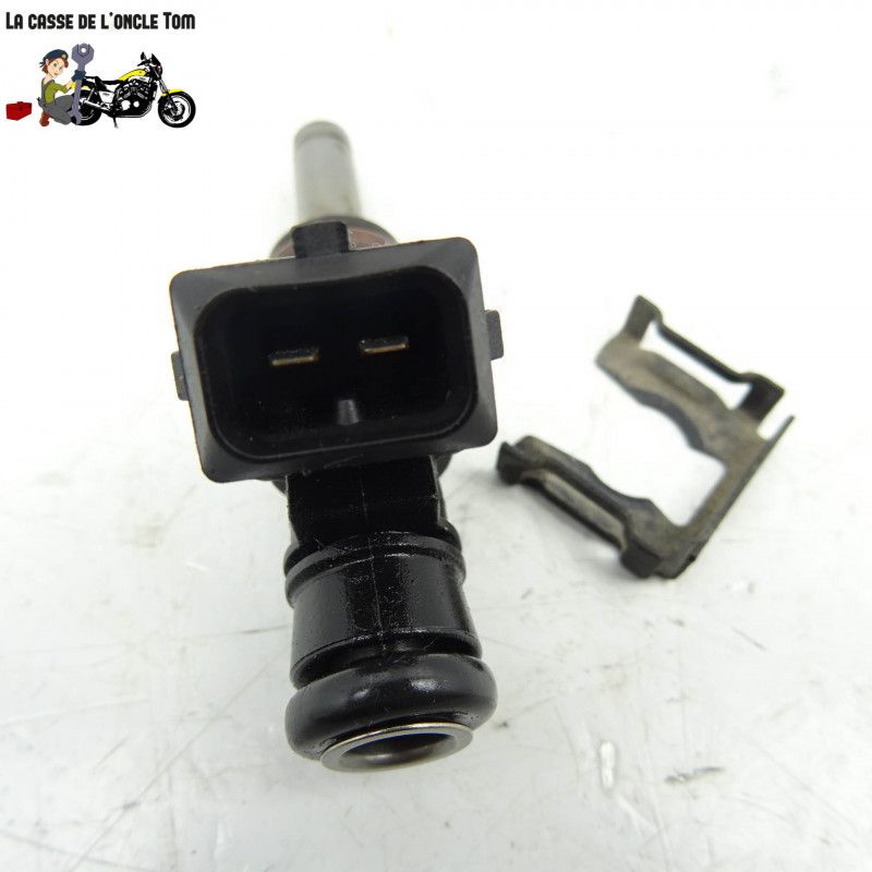 Injecteur BMW 800 F800gs 2011 - CTM-10850-034