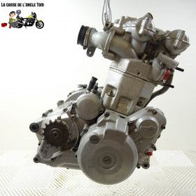 Moteur Aprilia 650 starck...